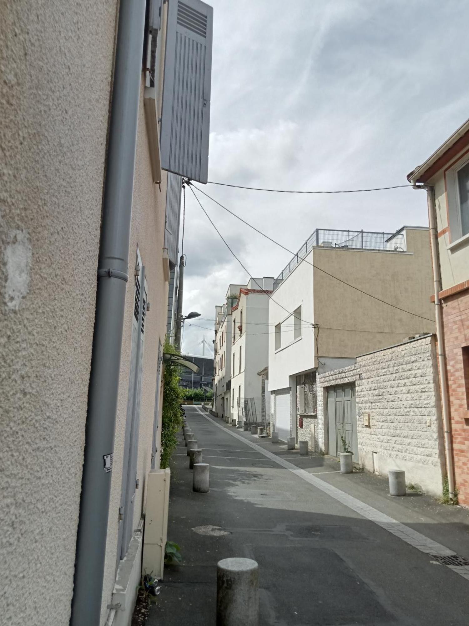 Wifi - Parking - Superbe T3 Spacieux Et Moderne!!!! 생드니 외부 사진